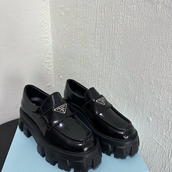 Prada Women's Loafers - Picture 1 of 6